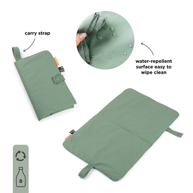 Wykonane przez Deer Changing mat Green